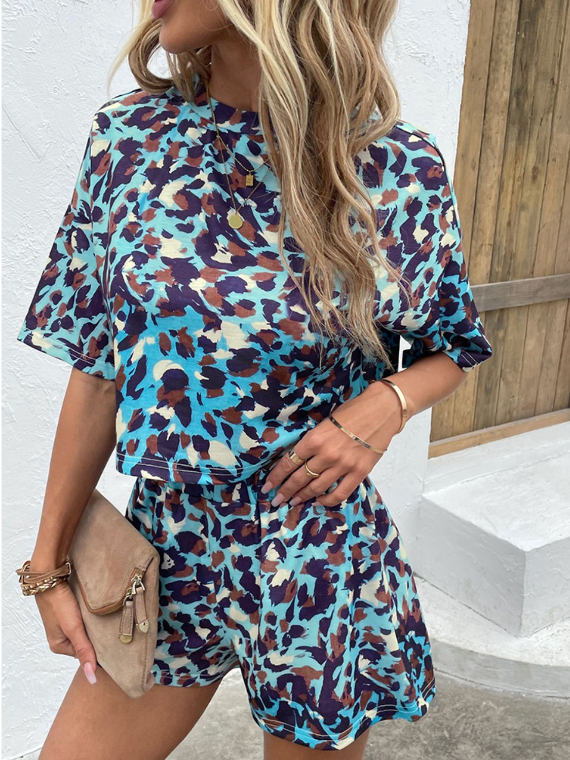 Shiny Printed Round Neck Half Sleeve Top and Shorts Set