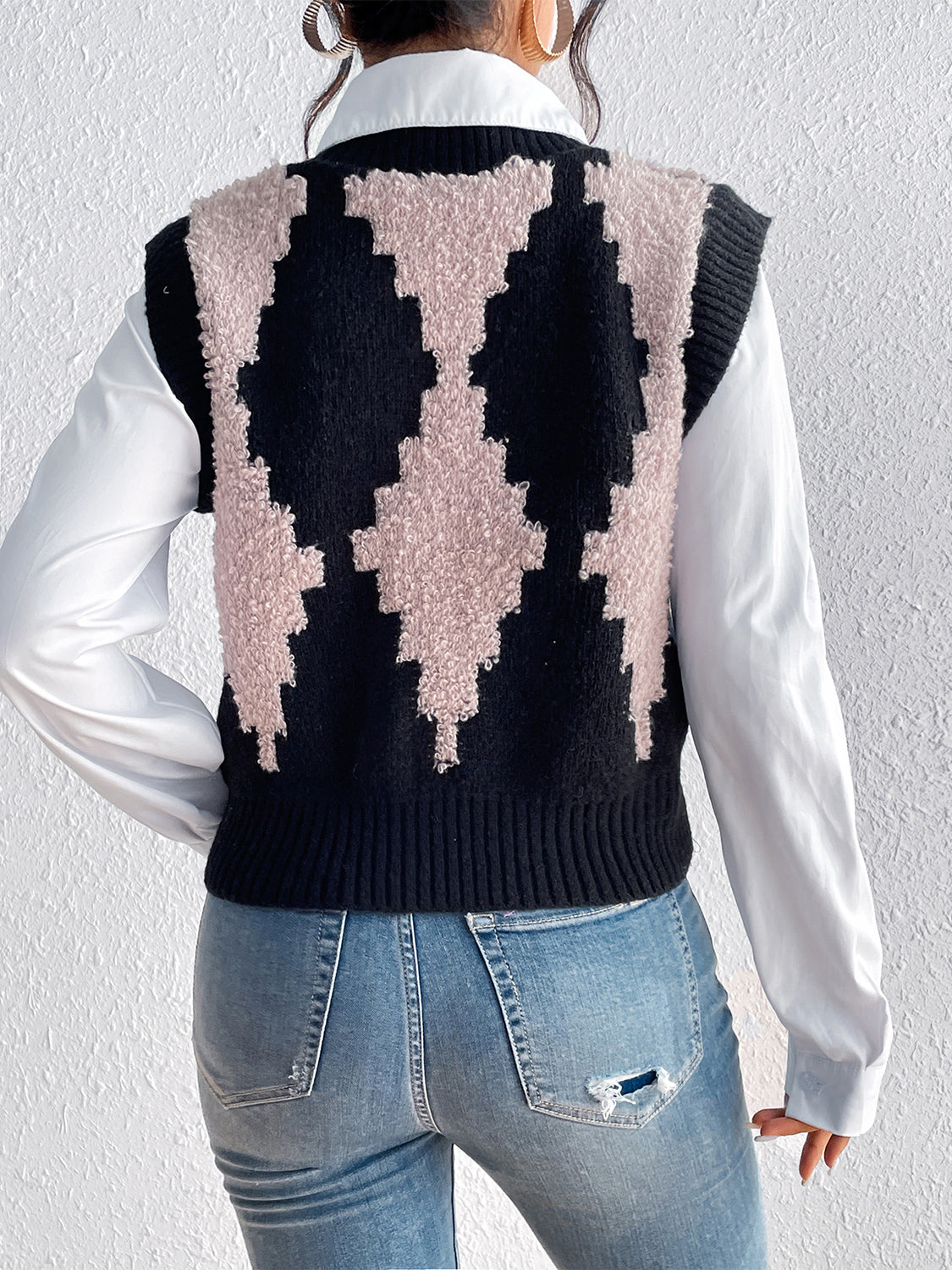 Contrast V-Neck Sweater Vest