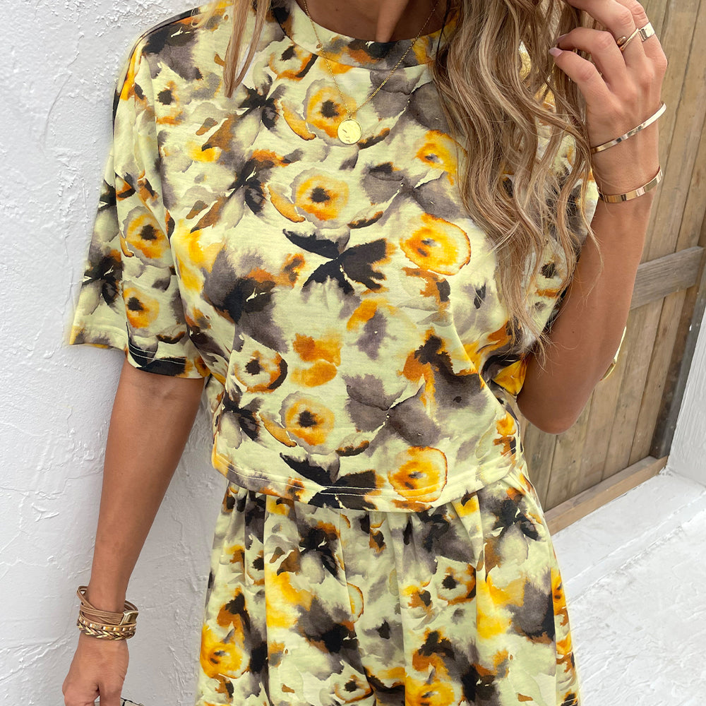 Shiny Printed Round Neck Dropped Shoulder Half Sleeve Top and Shorts Set