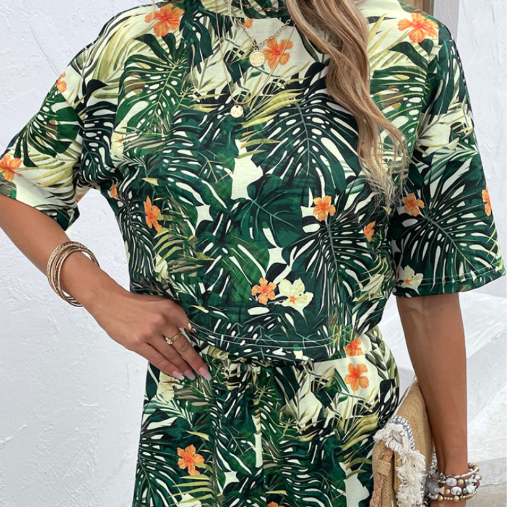 Shiny Floral Print Round Neck Dropped Shoulder Half Sleeve Top and Shorts Set